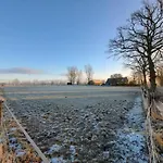 Semesterbostad Cozy In The Middle Of The Achterhoek *